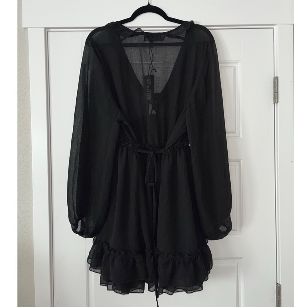 Dress for @emmikinzz - Picture 2 of 4